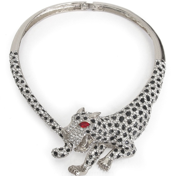 Jewelry - Austrian crystal leopard party necklace SILVER